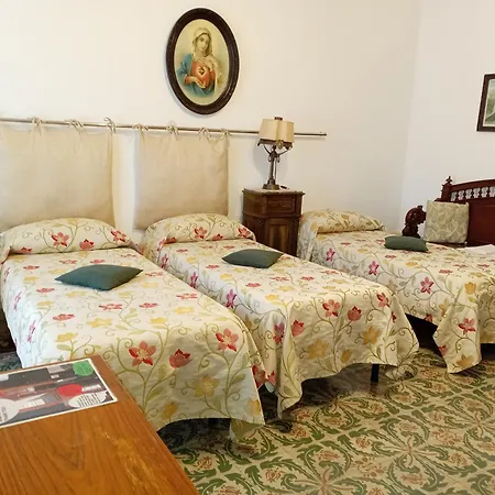 Guesthouse City Center-2